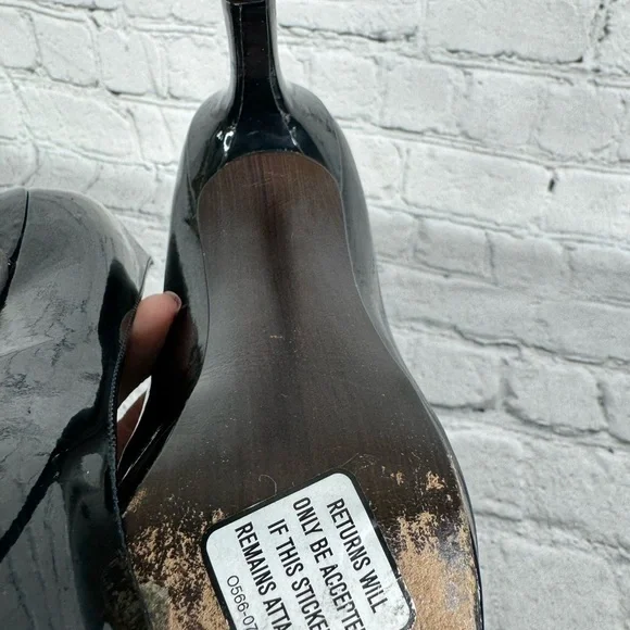 Stuart Weitzman Patent Leather Heels Size 7.5 Narrow Classic Black - Picture 5 of 12